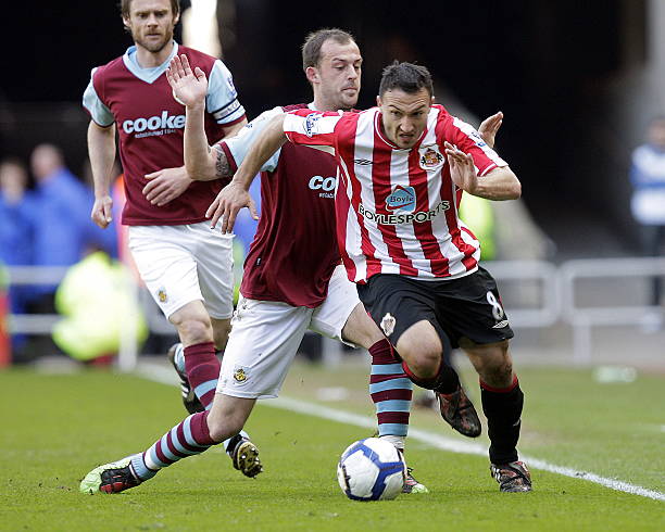 其攻防两端 其攻防两端