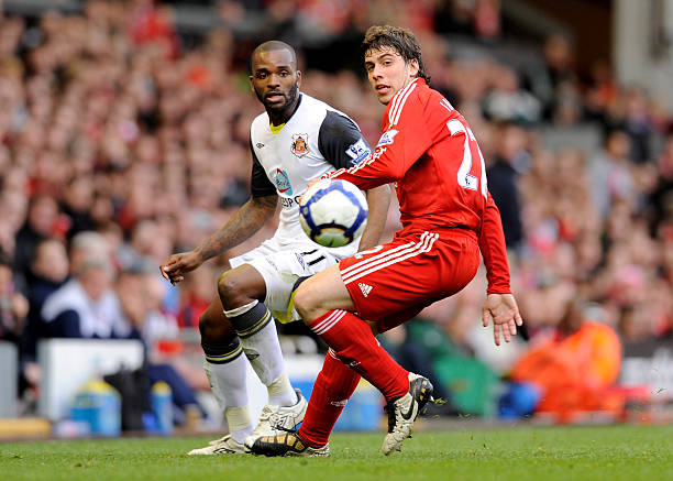 场上表现通 场上表现通