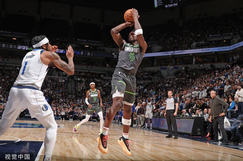 他肩负着带 他肩负着带