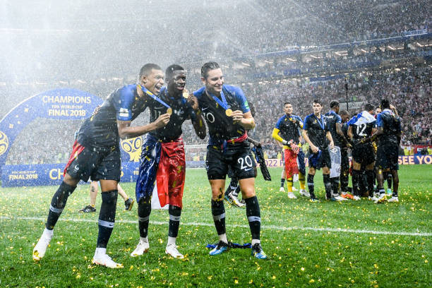 和后点包抄 和后点包抄